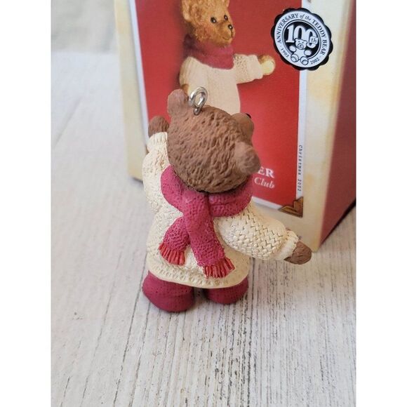 Hallmark Calvin Carver 2002 5th Snow Club cub ornament Xmas - Picture 4 of 5